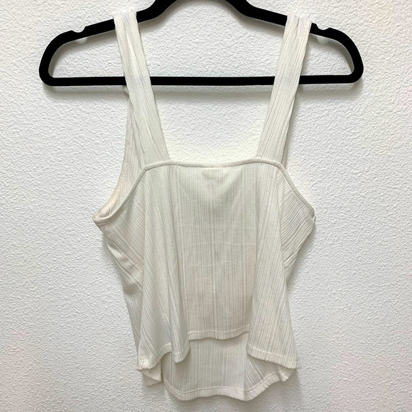 H&M Cream Crop Top, Size M - Picture 3 of 9